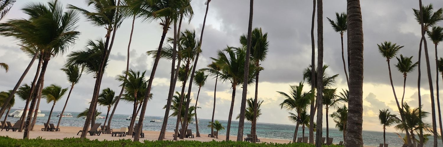 vicki_306's profile banner image