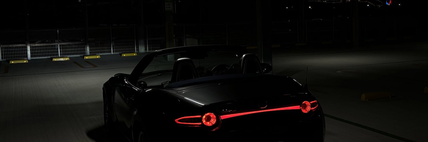 emi_0502's profile banner image