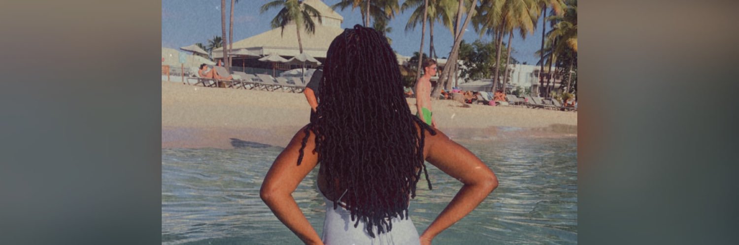 _Loryssaa's profile banner image