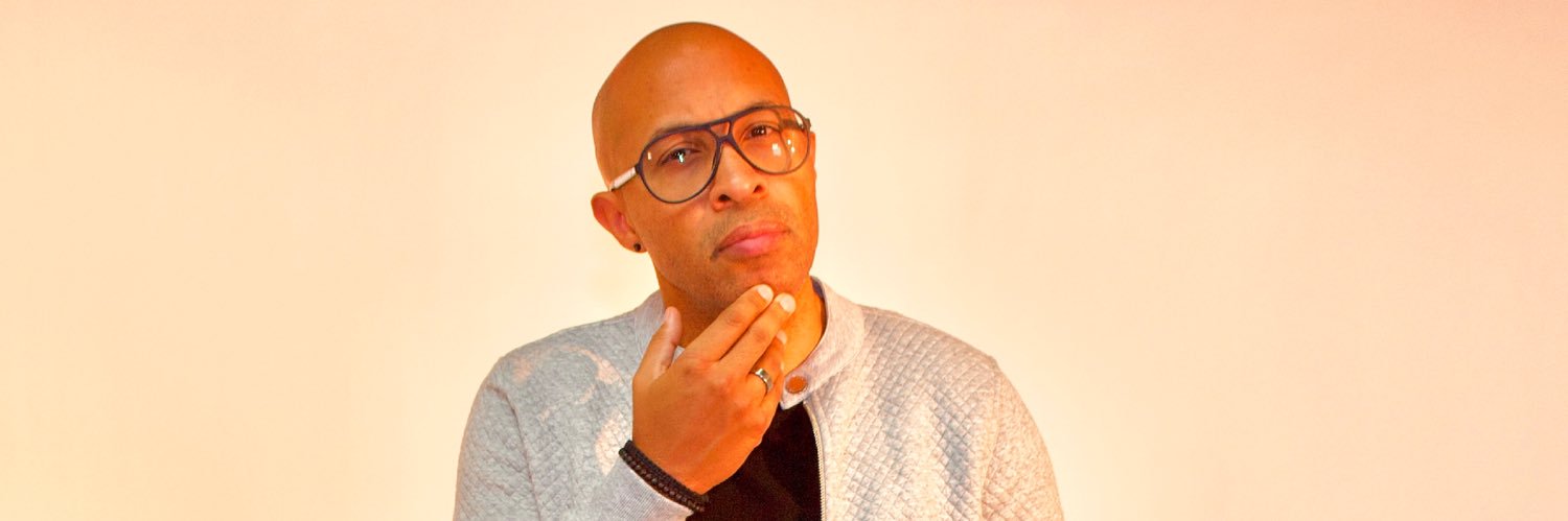 Robert Vilera banner