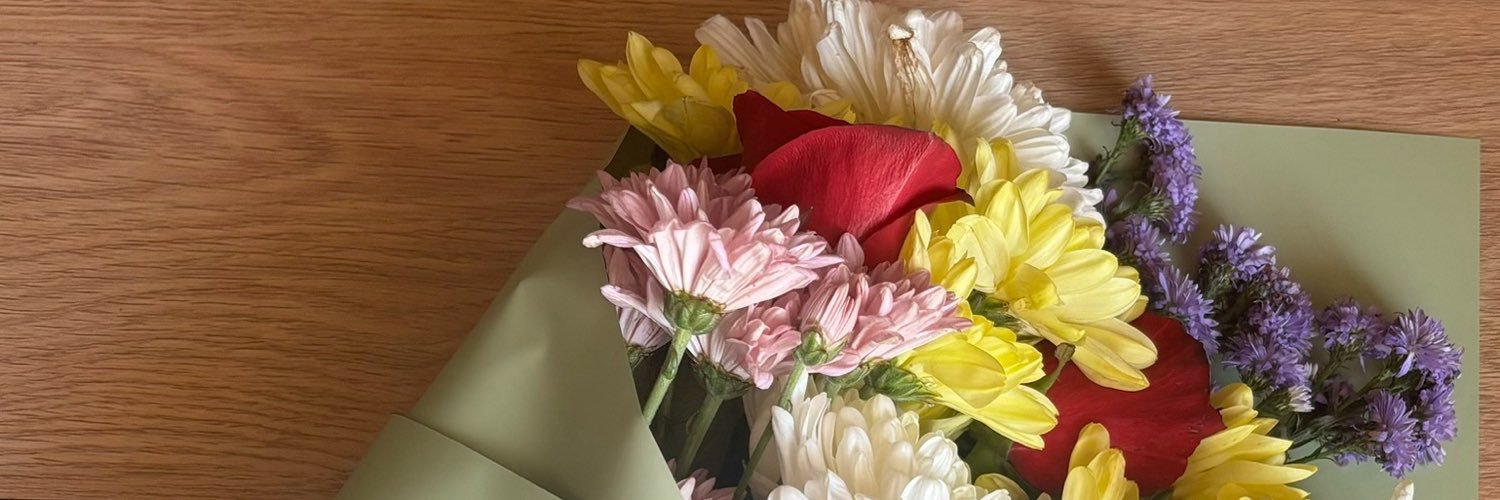 doucedefleurs's profile banner image