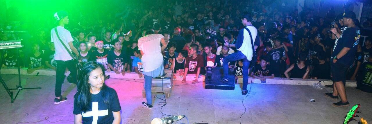 NEVER DEEP INSIDE banner