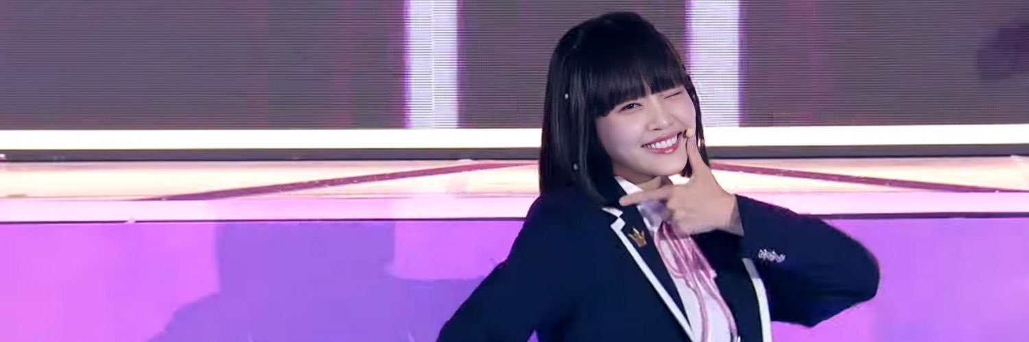 r____g3's profile banner image