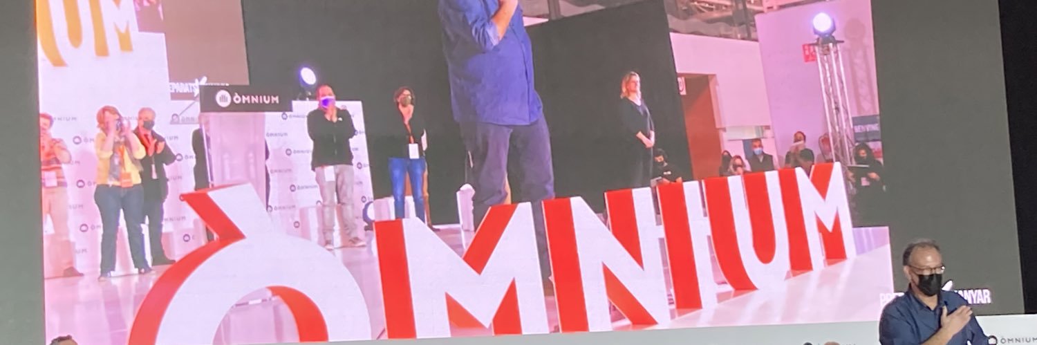 pjvinos's profile banner image