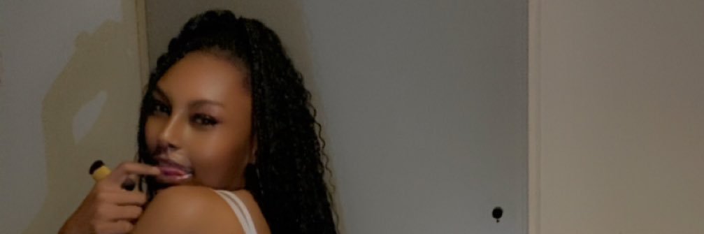privepreciious's profile banner image