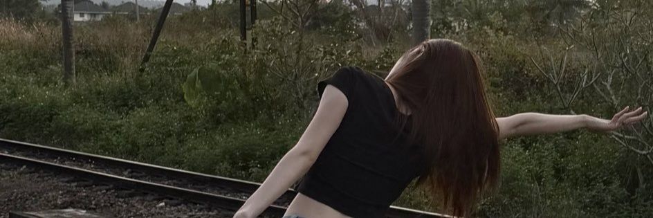 allysmiley2112's profile banner image