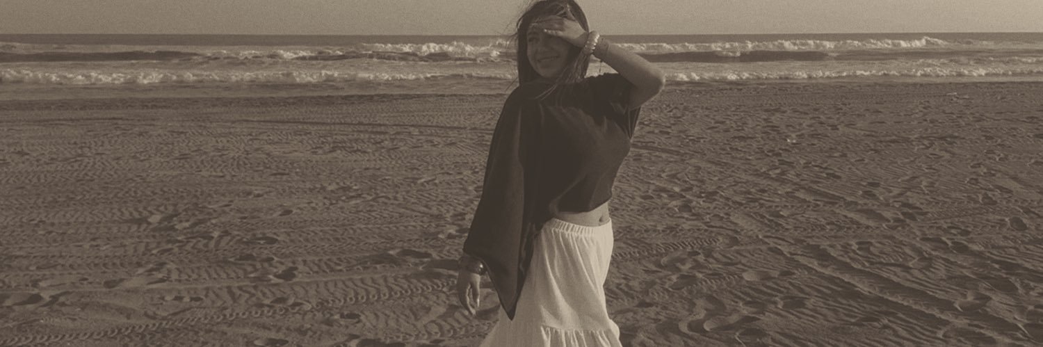 ximena_deez's profile banner image