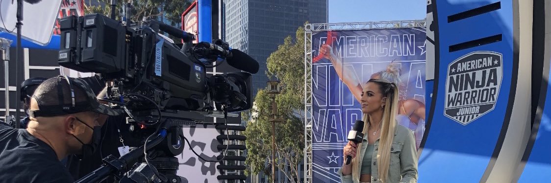 Victoria Arlen banner