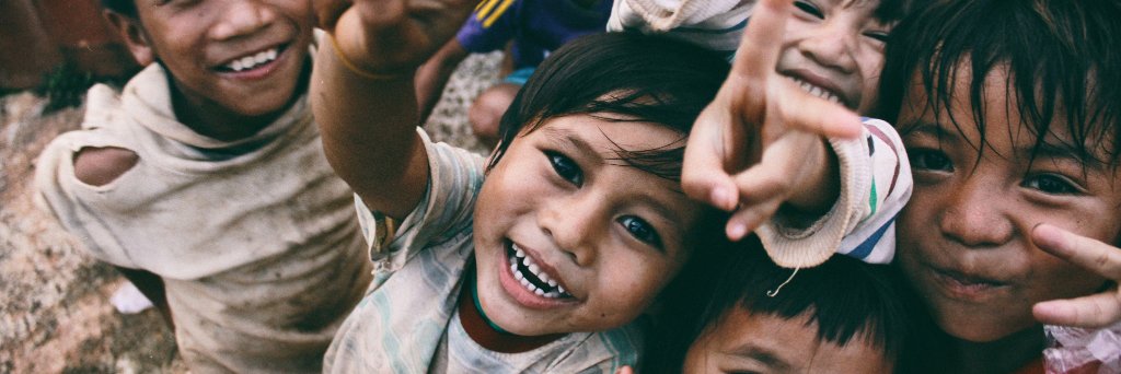 UniversalGiving's profile banner image