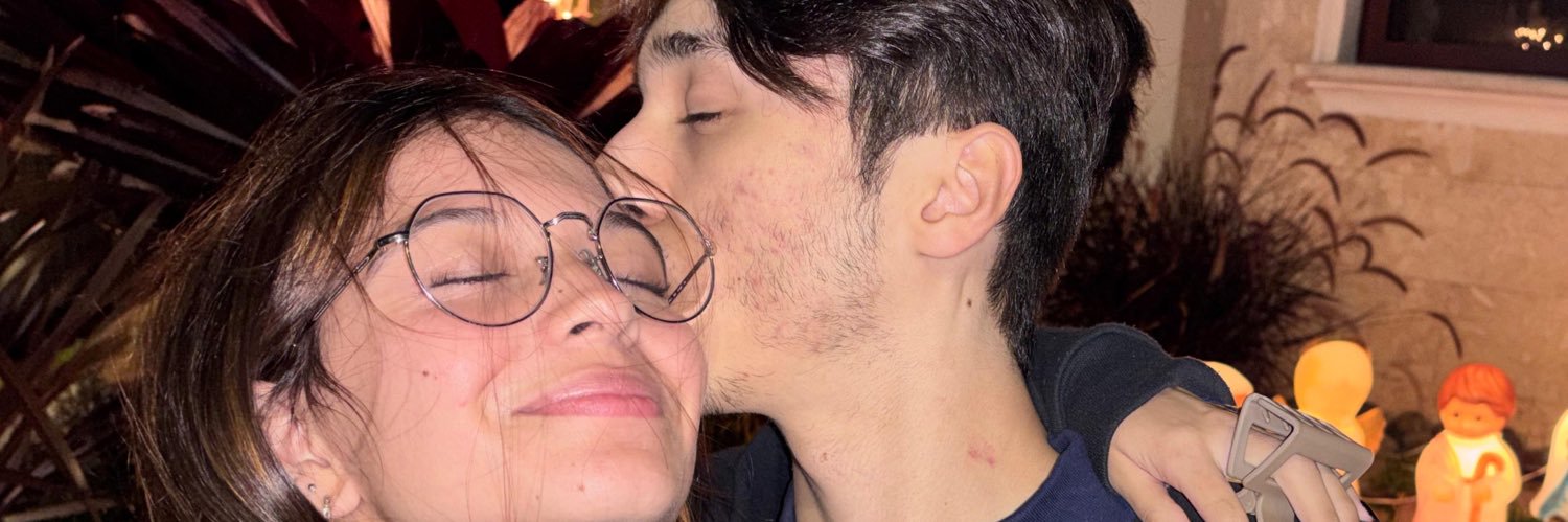 Canserbero morado banner