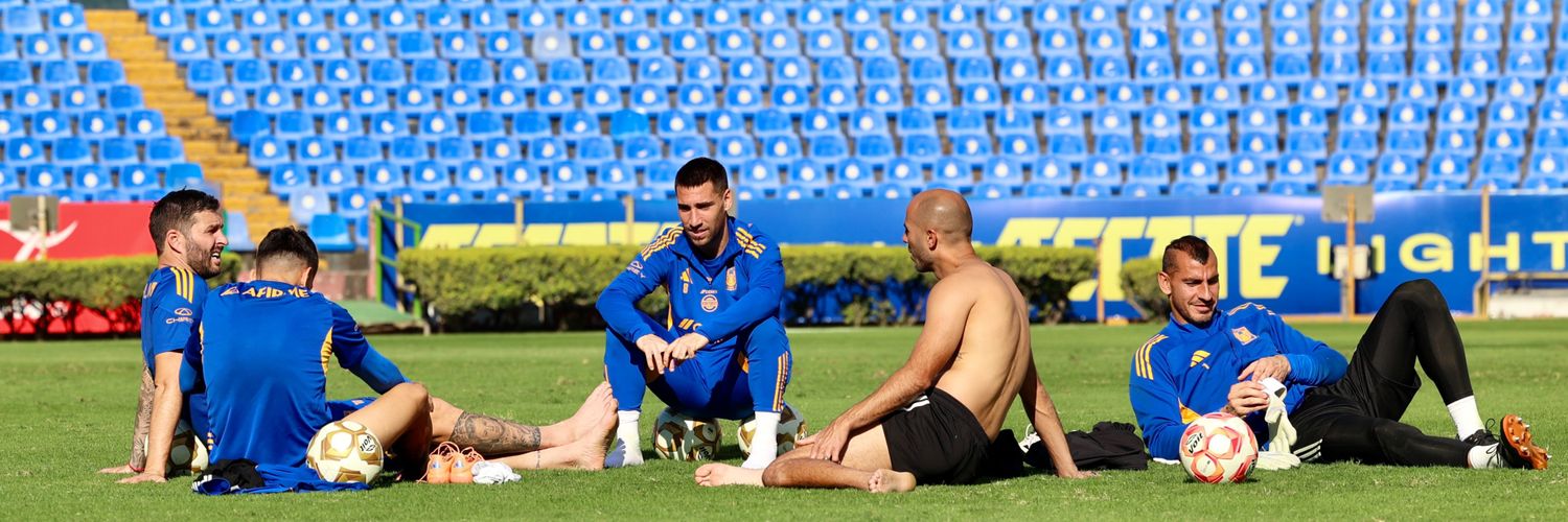 VHugoCastilloL 🐯 banner