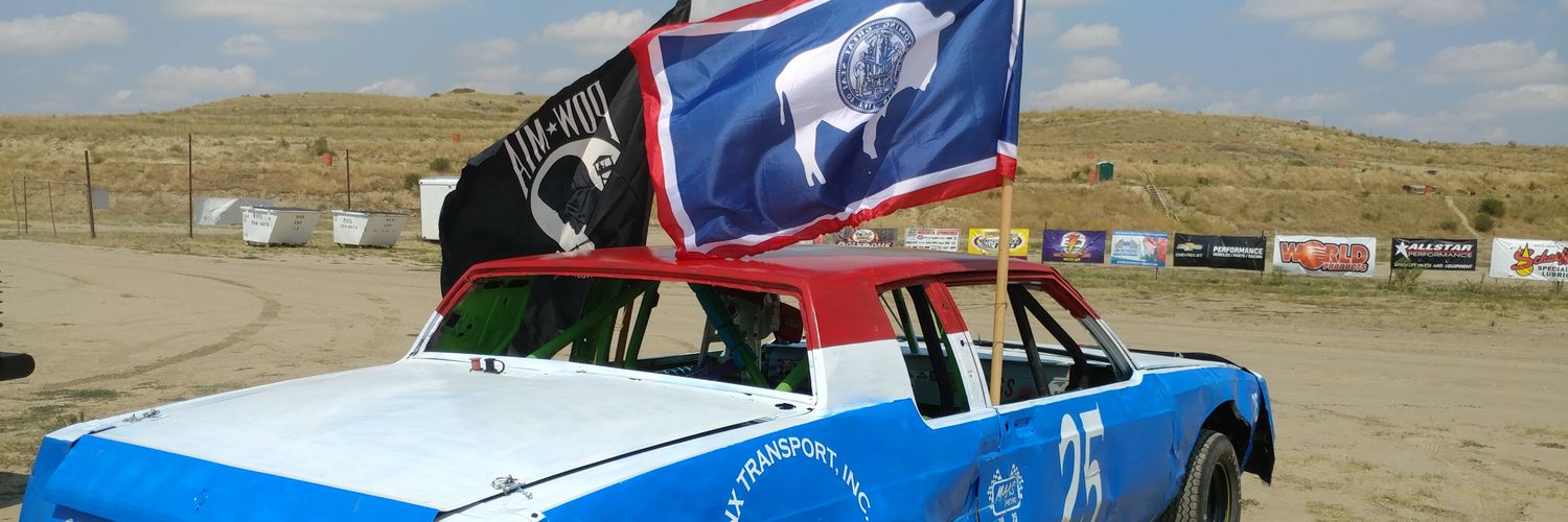 anliveyak's profile banner image