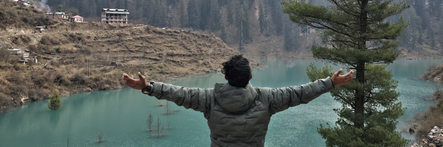 Iakhil08's profile banner image