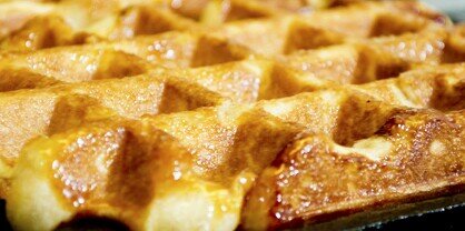 Be waffle banner