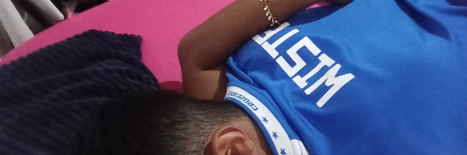 Karolvct's profile banner image