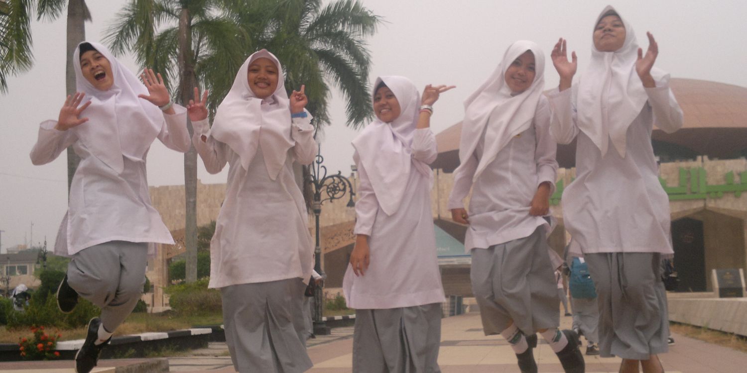 lindayuliawati2's profile banner image