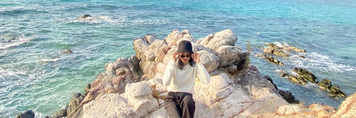 holyeayy's profile banner image