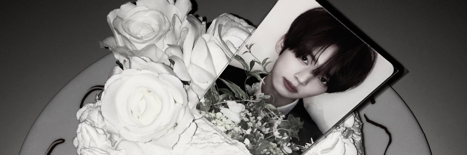 nesarang32o's profile banner image