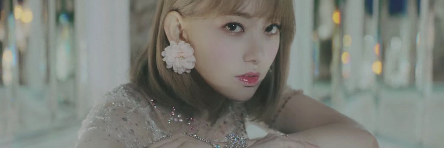 Aripiyoo's profile banner image