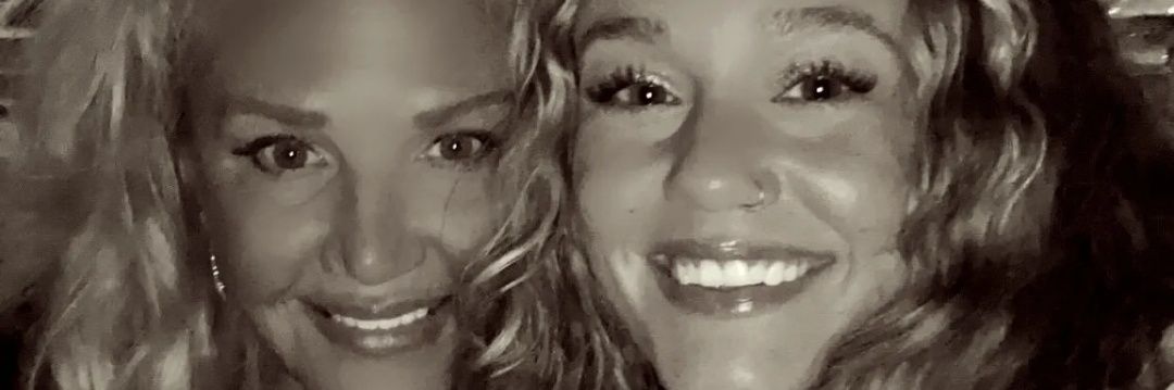 hellokittysks ...LOVE 💘 🤔...something ‼️ banner
