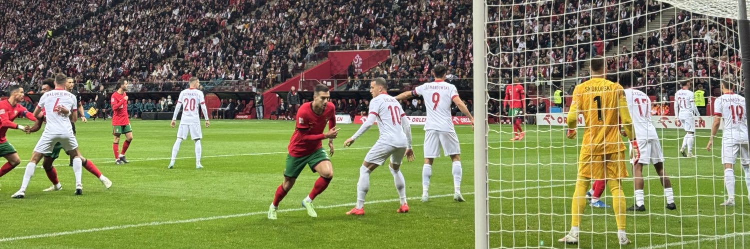 marcelinacim's profile banner image