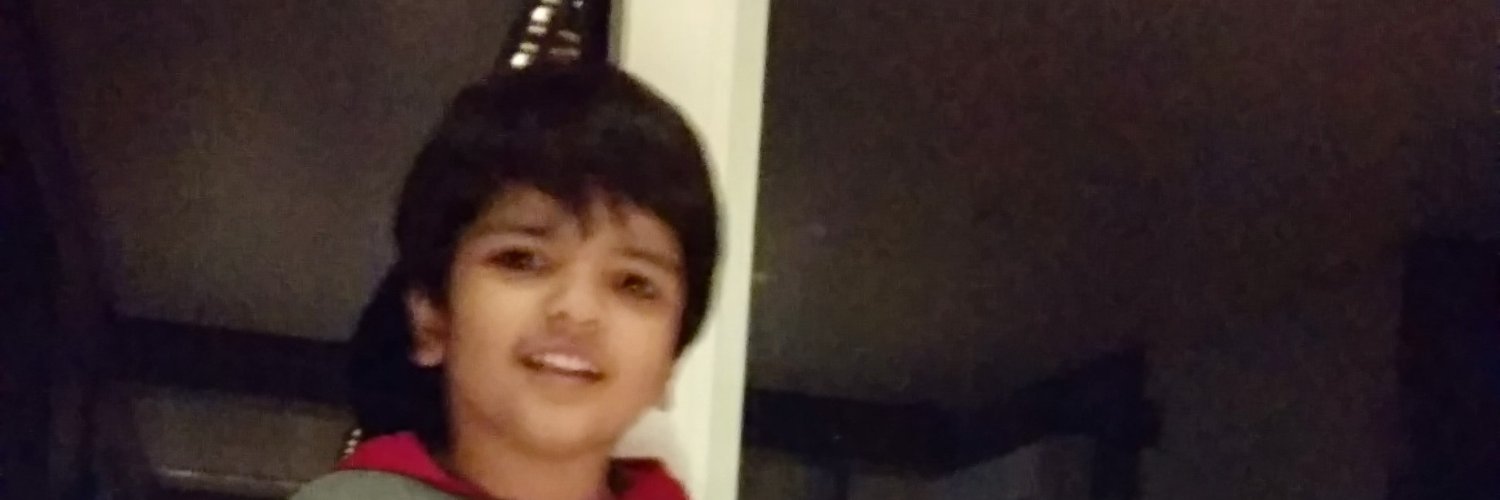 akankssha's profile banner image