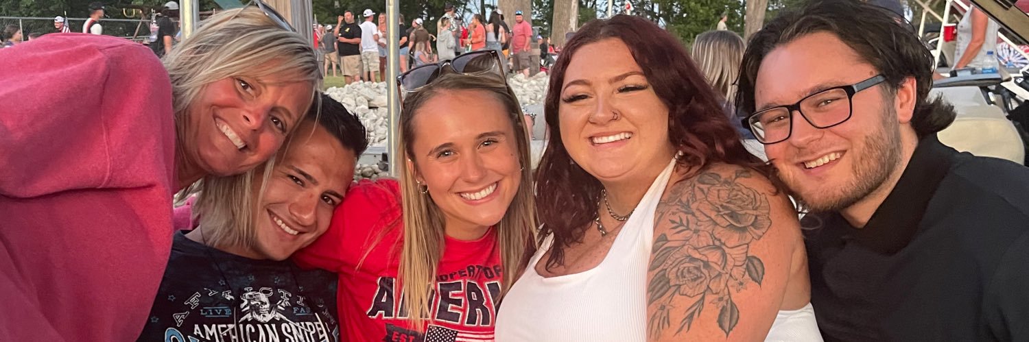 abbydaballer's profile banner image
