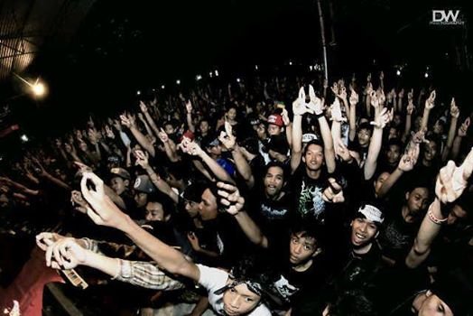 putu trisna saputra banner