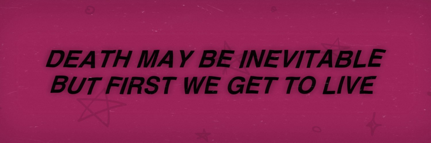 holly ✭'s banner