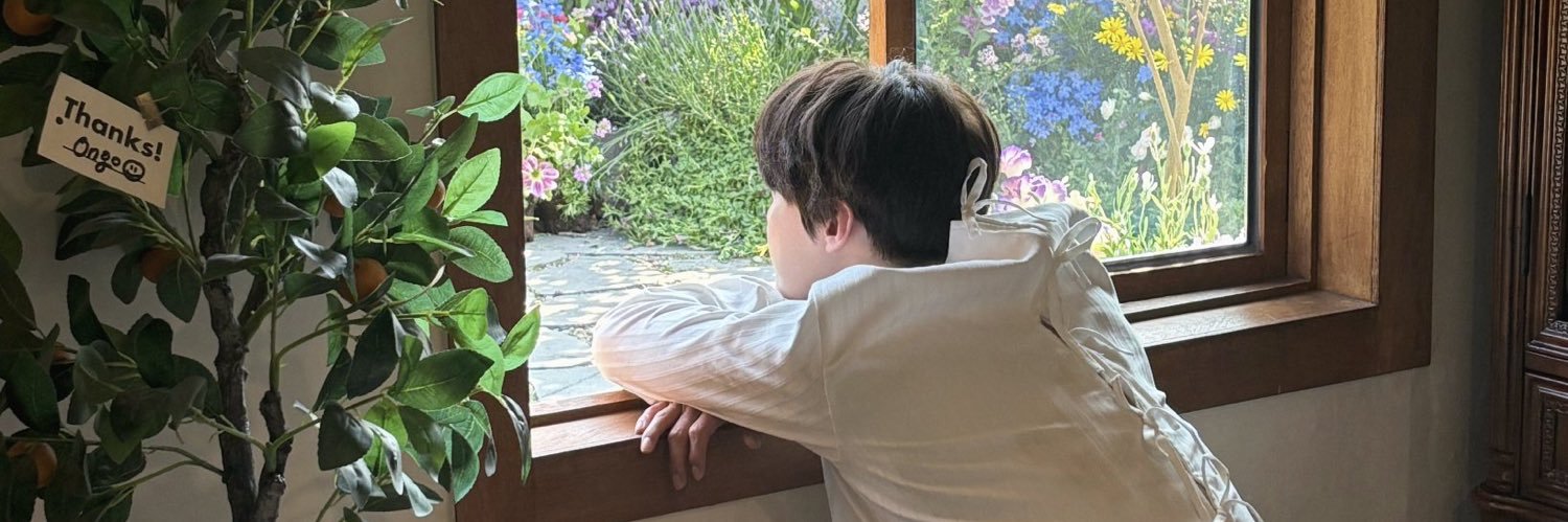윤슬 ໒꒱ banner