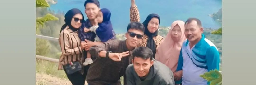 putriwidiyant13's profile banner image