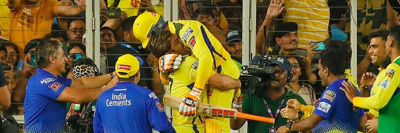 Neeche Se Topper banner