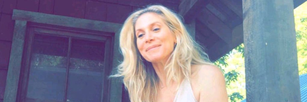 Lilly 📖 banner