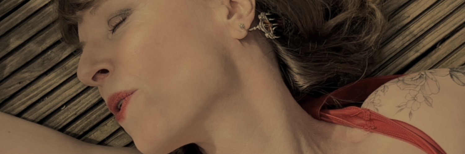 vixbourne's profile banner image