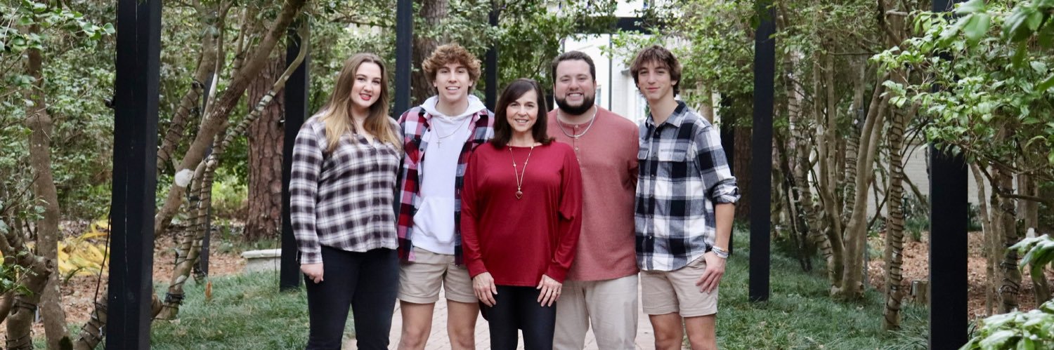 sharoncates's profile banner image