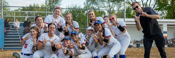 EllaZache Profile Banner