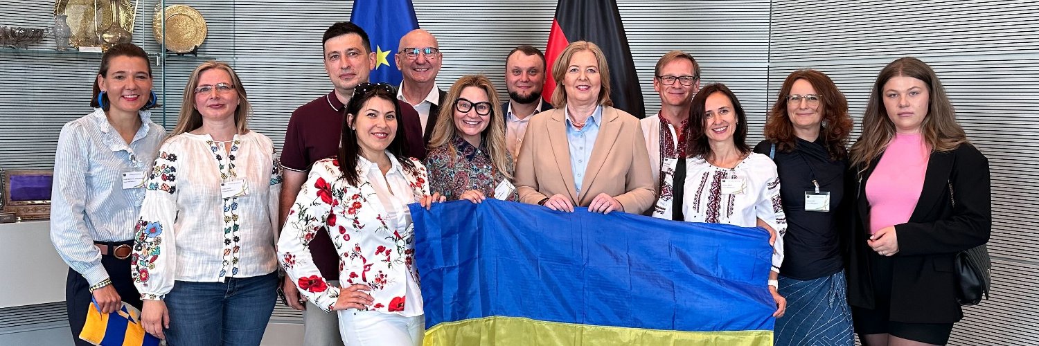 Ukraine-Hilfe Berlin e.V.'s banner