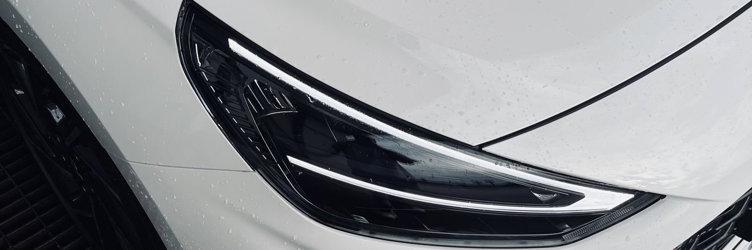 granadrini's profile banner image