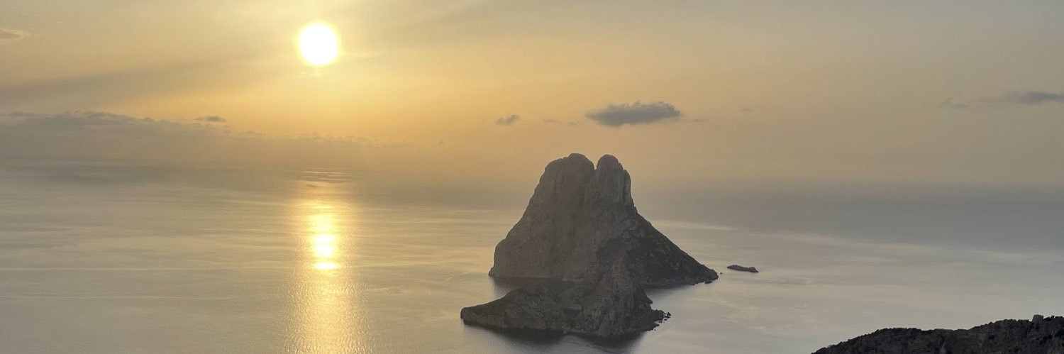 lucia cobos banner