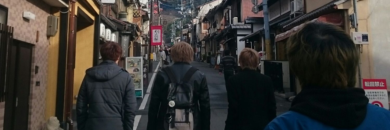sakuratyon's profile banner image