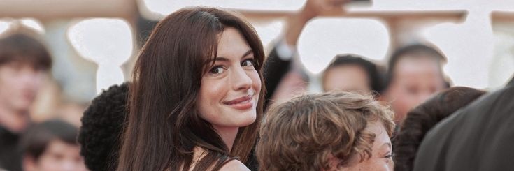 anniething 👠 banner