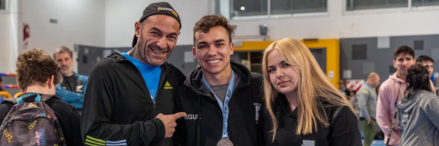 Elmiguesabe's profile banner image