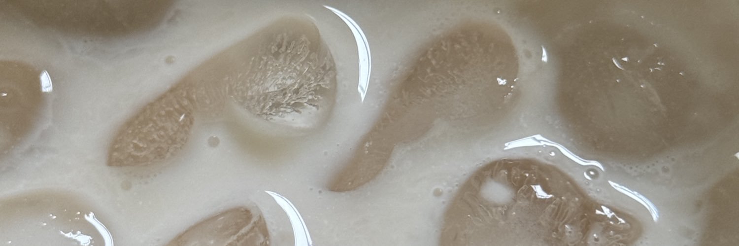 我的心裂成了缝你把它当成了b banner