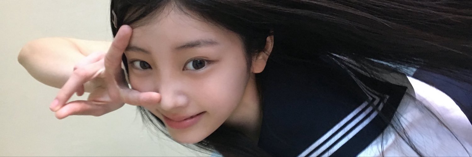 iS2wonhee's profile banner image