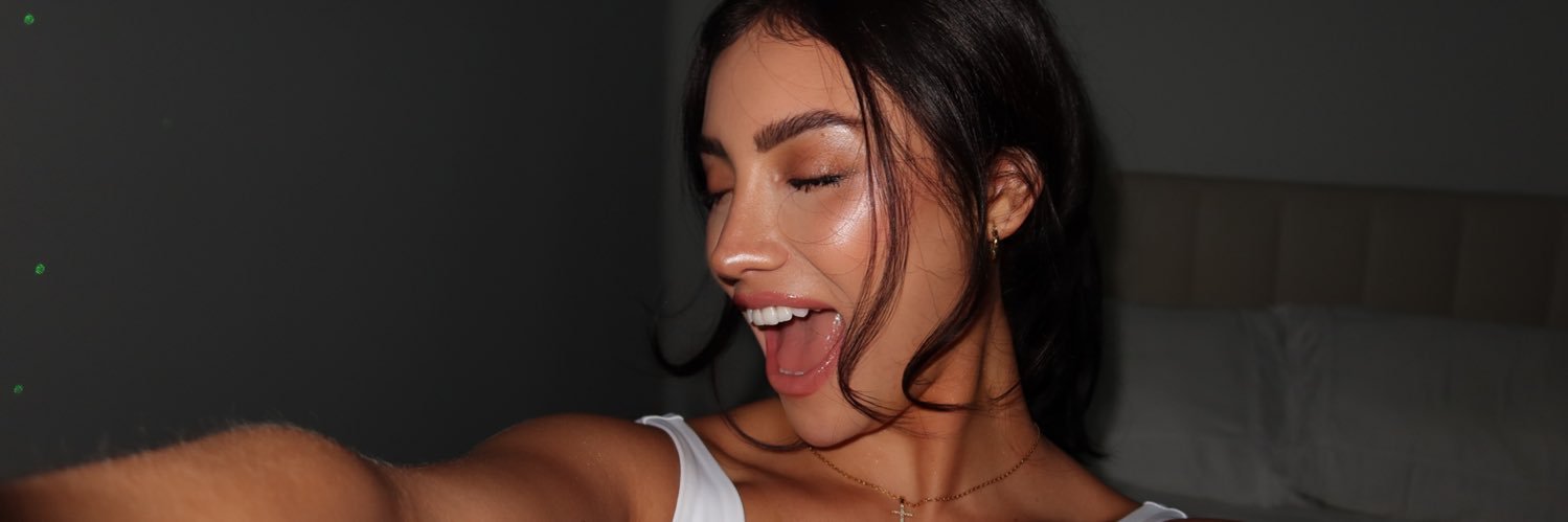 Mia Milan 🖤 banner