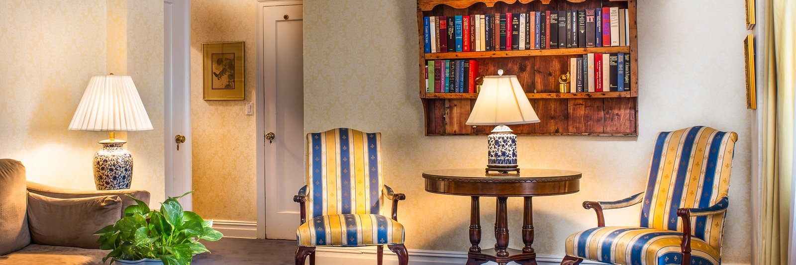 Roger Smith Hotel banner