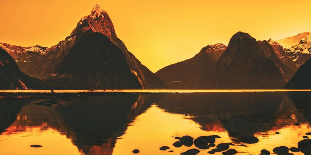 ilucateroc's profile banner image