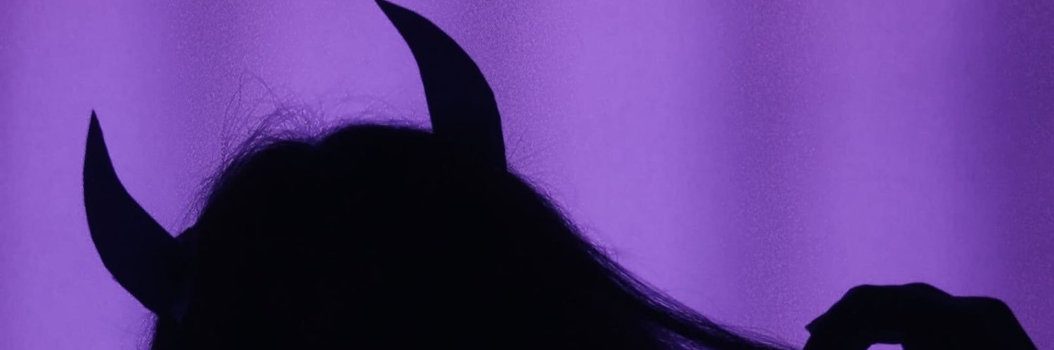hellensc10's profile banner image