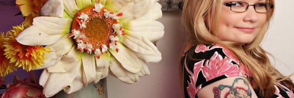 StaceyMLyons Profile Banner