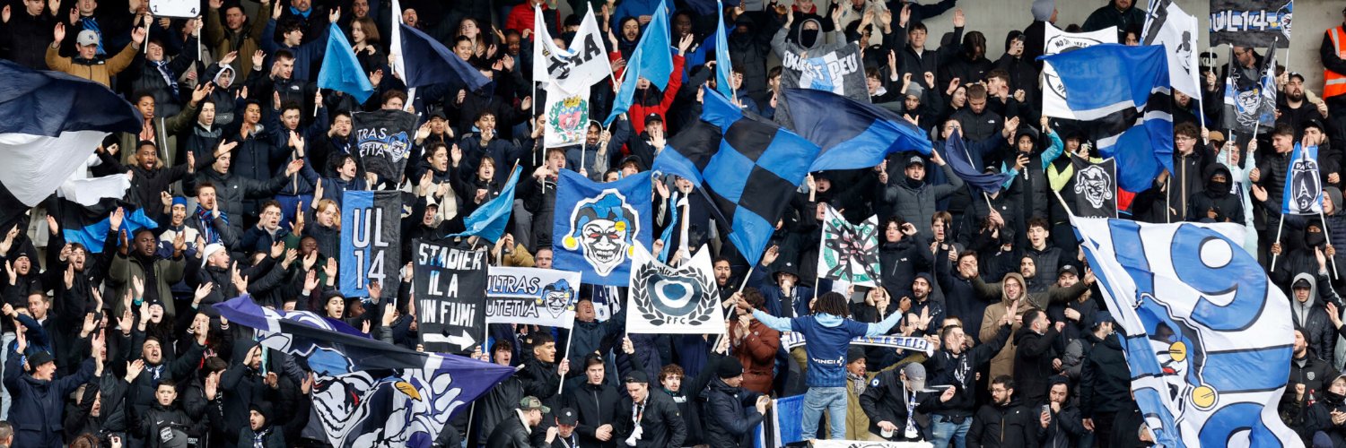 Tribunes PFC banner